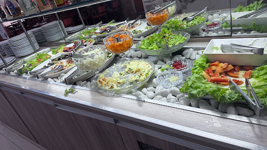 Opção do buffet do Dennys Restaurante Vila Cláudia
